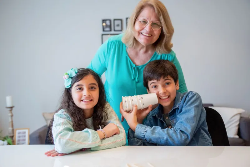 Three Generations Under One Roof: What Science Is Finally Starting to Understand About How Native Families Raise Children